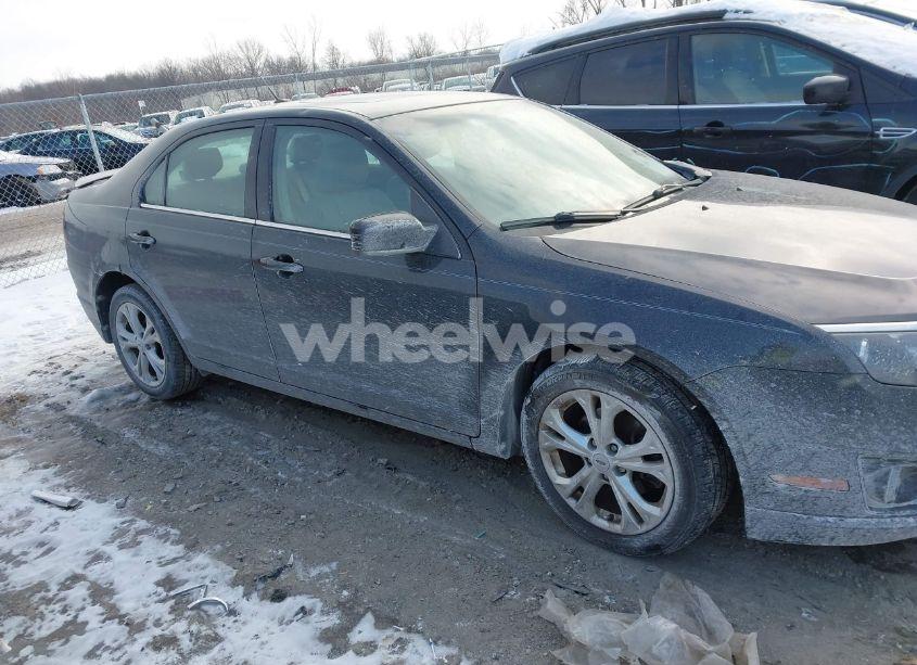 Photo 13 of 2012 Ford Fusion SE (VIN 3FAHP0HA8CR135829)