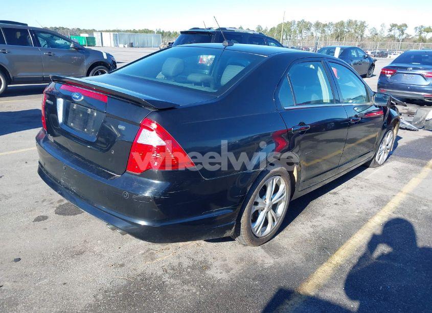Photo 4 of 2012 Ford Fusion SE (VIN 3FAHP0HA8CR141064)