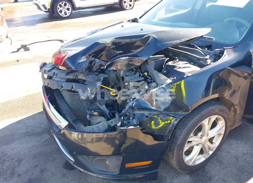 Photo 6 of 2012 Ford Fusion SE (VIN 3FAHP0HA8CR141064)