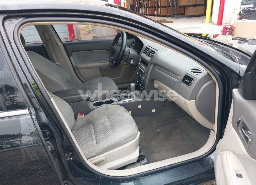 Photo 5 of 2012 Ford Fusion SE (VIN 3FAHP0HA8CR157362)