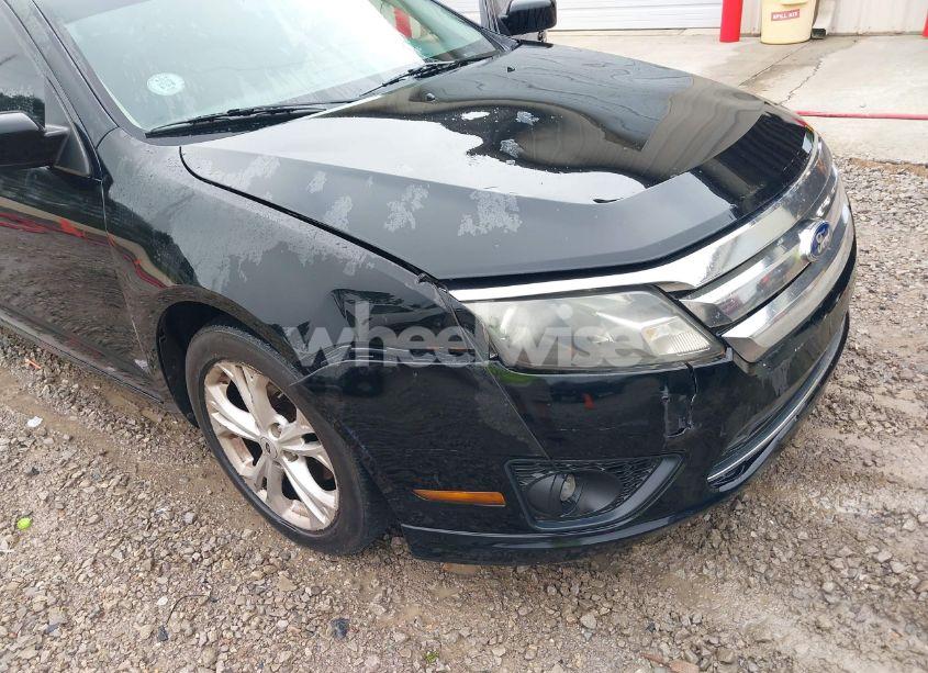 Photo 6 of 2012 Ford Fusion SE (VIN 3FAHP0HA8CR157362)