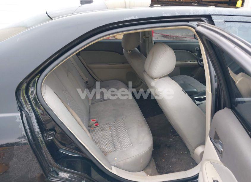 Photo 8 of 2012 Ford Fusion SE (VIN 3FAHP0HA8CR157362)