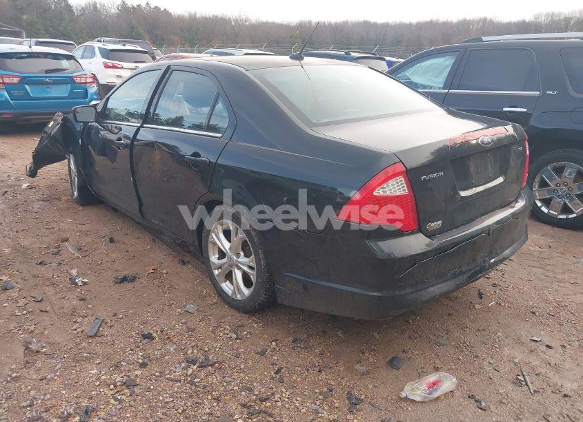 Photo 3 of 2012 Ford Fusion SE (VIN 3FAHP0HA8CR214336)