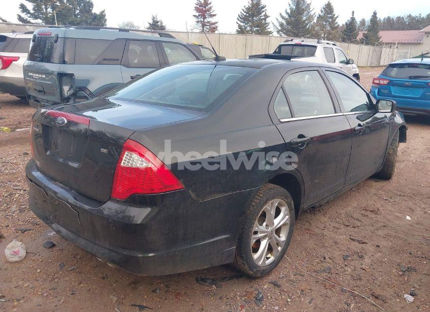 Photo 4 of 2012 Ford Fusion SE (VIN 3FAHP0HA8CR214336)