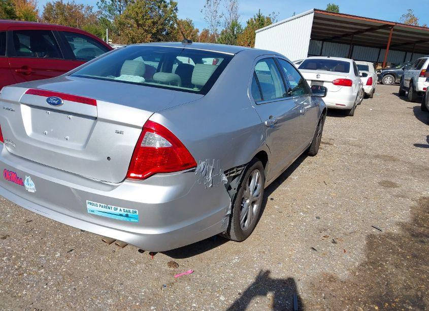 Photo 4 of 2012 Ford Fusion SE (VIN 3FAHP0HA8CR234652)
