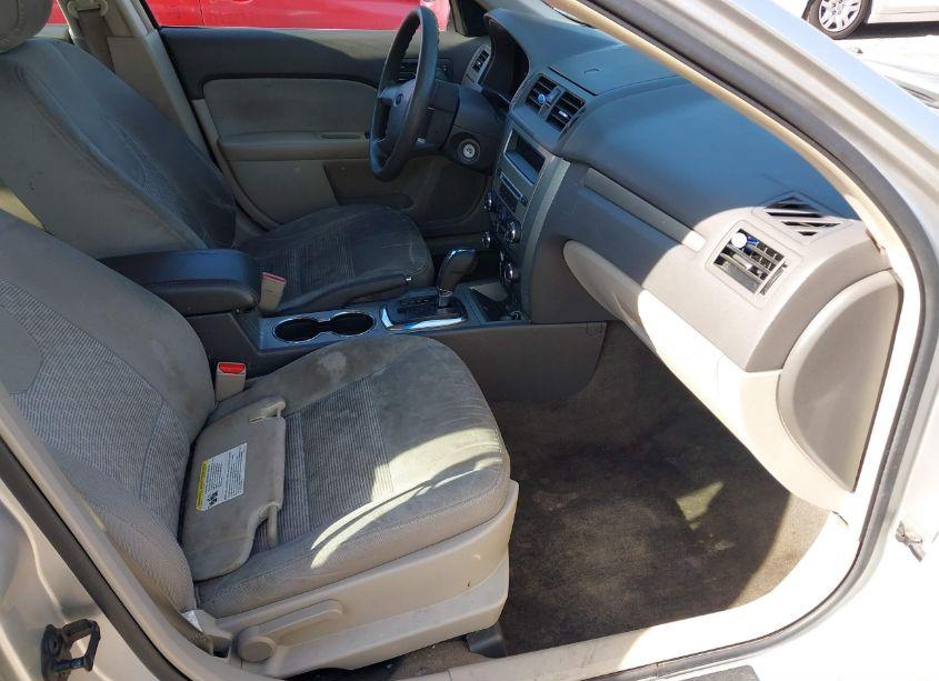 Photo 5 of 2012 Ford Fusion SE (VIN 3FAHP0HA8CR234652)