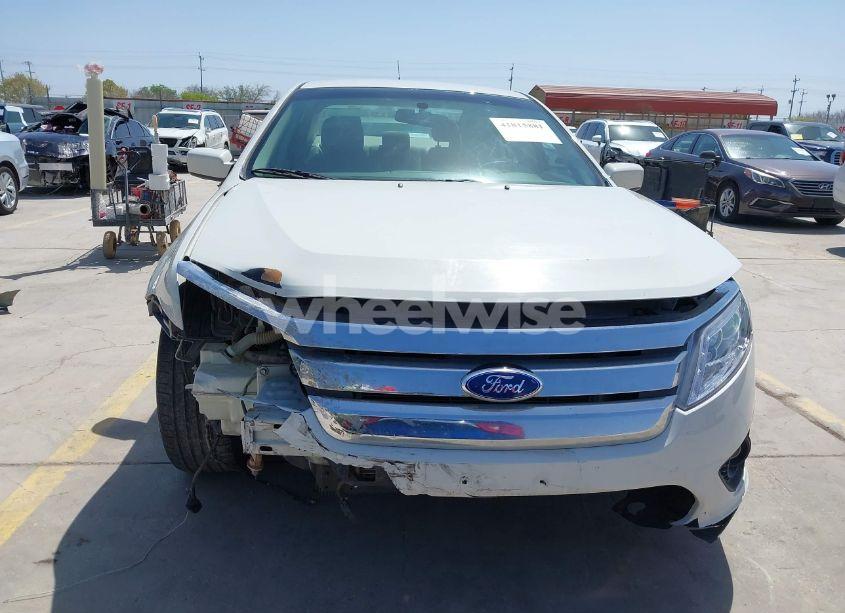 Photo 13 of 2012 Ford Fusion SE (VIN 3FAHP0HA8CR261558)