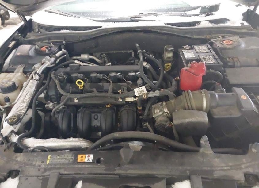 Photo 10 of 2012 Ford Fusion SE (VIN 3FAHP0HA8CR270020)