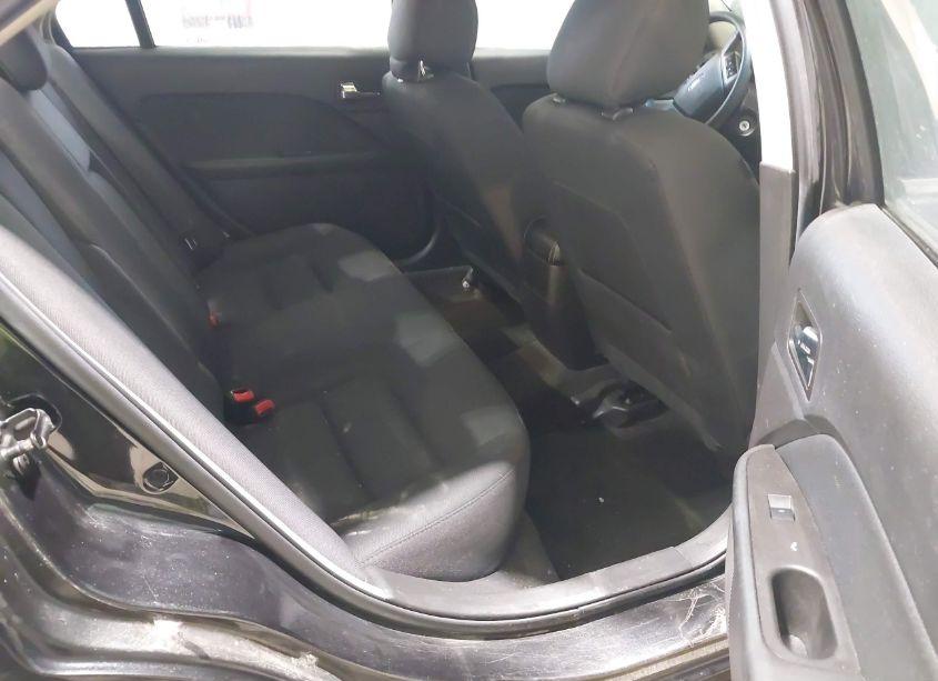 Photo 8 of 2012 Ford Fusion SE (VIN 3FAHP0HA8CR270020)