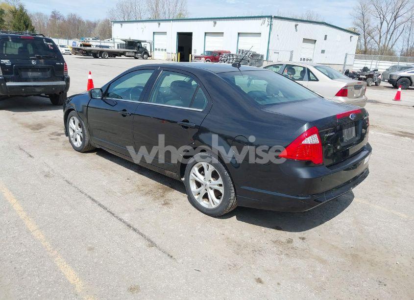 Photo 3 of 2012 Ford Fusion SE (VIN 3FAHP0HA8CR276237)