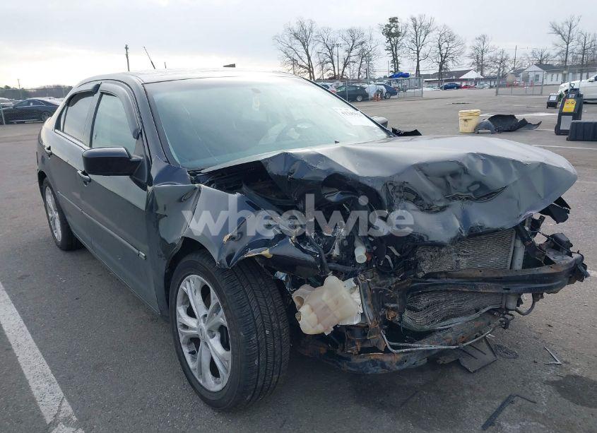 2012 Ford Fusion SE (VIN 3FAHP0HA8CR291689) main photo