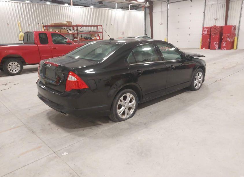 Photo 4 of 2012 Ford Fusion SE (VIN 3FAHP0HA8CR355309)