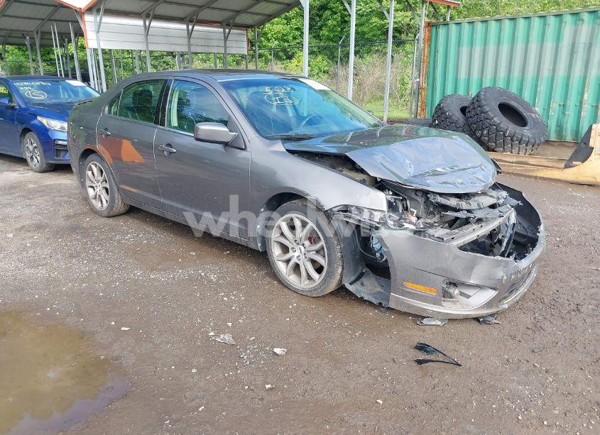 2012 Ford Fusion SE (VIN 3FAHP0HA8CR390058) main photo