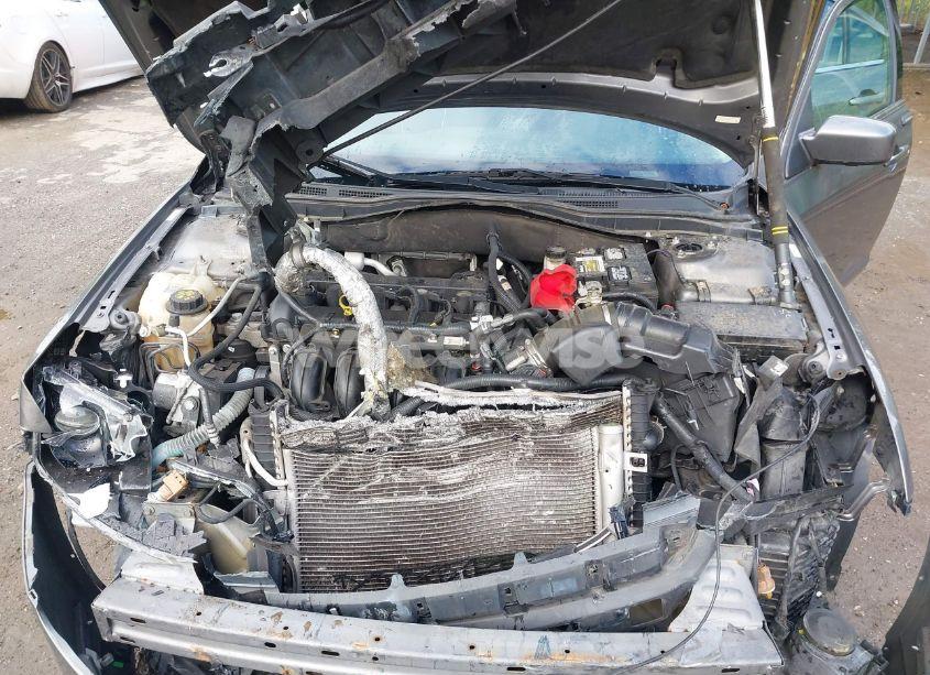 Photo 10 of 2012 Ford Fusion SE (VIN 3FAHP0HA8CR390058)