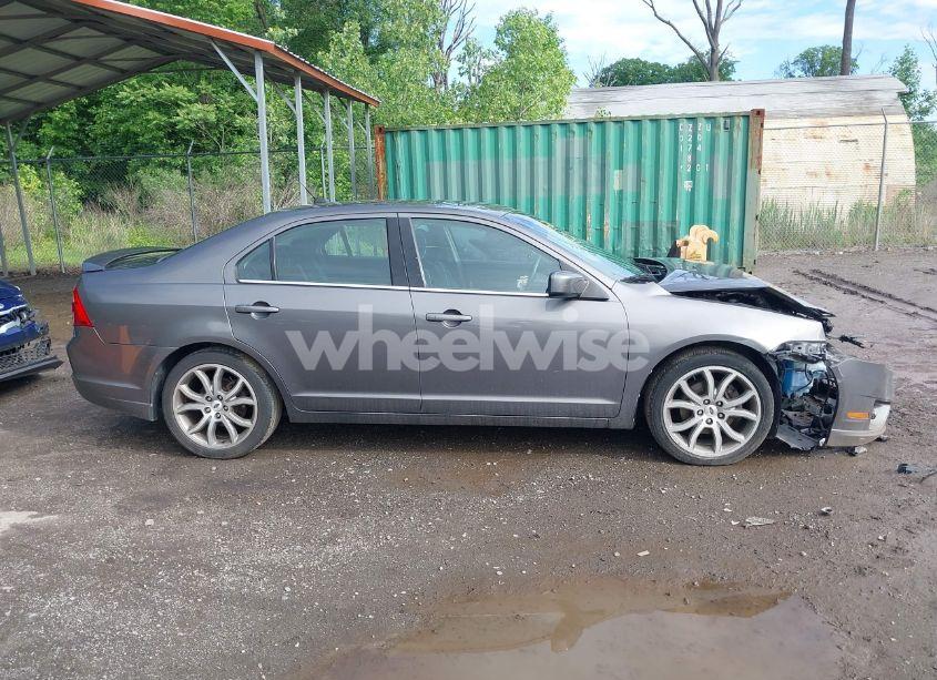 Photo 13 of 2012 Ford Fusion SE (VIN 3FAHP0HA8CR390058)