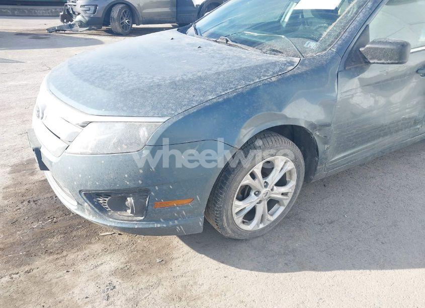 Photo 6 of 2012 Ford Fusion SE (VIN 3FAHP0HA8CR404136)