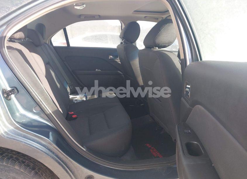 Photo 8 of 2012 Ford Fusion SE (VIN 3FAHP0HA8CR404136)