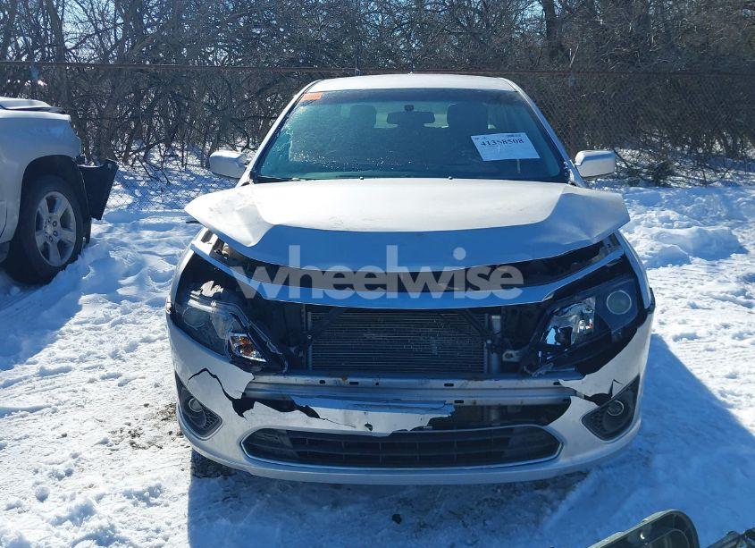 Photo 12 of 2012 Ford Fusion SE (VIN 3FAHP0HA8CR410969)