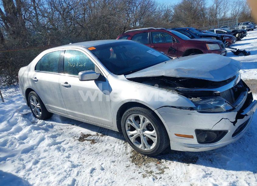 Photo 13 of 2012 Ford Fusion SE (VIN 3FAHP0HA8CR410969)