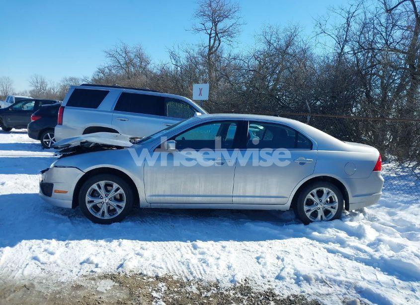 Photo 14 of 2012 Ford Fusion SE (VIN 3FAHP0HA8CR410969)