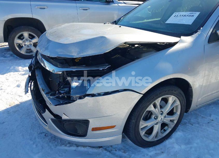 Photo 17 of 2012 Ford Fusion SE (VIN 3FAHP0HA8CR410969)