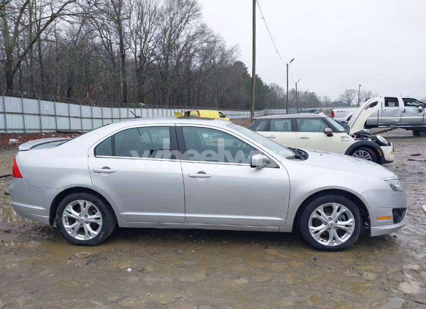 Photo 13 of 2012 Ford Fusion SE (VIN 3FAHP0HA8CR429571)