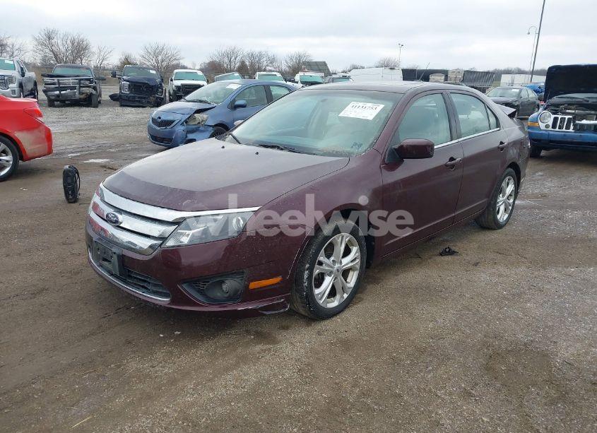 Photo 2 of 2012 Ford Fusion SE (VIN 3FAHP0HA8CR430686)