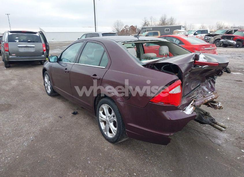 Photo 3 of 2012 Ford Fusion SE (VIN 3FAHP0HA8CR430686)