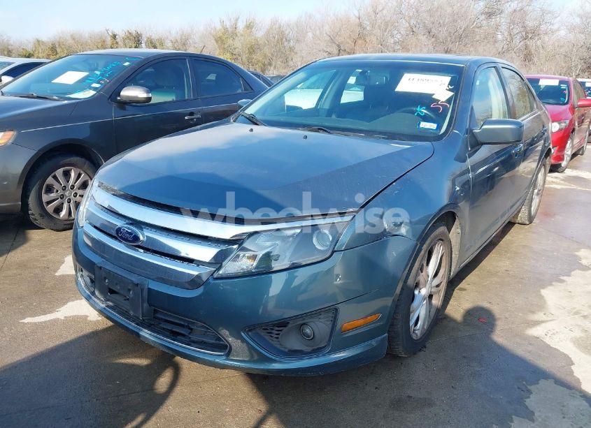 Photo 2 of 2012 Ford Fusion SE (VIN 3FAHP0HA8CR436892)