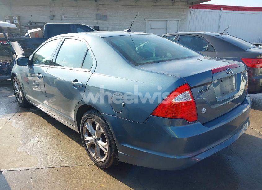 Photo 3 of 2012 Ford Fusion SE (VIN 3FAHP0HA8CR436892)