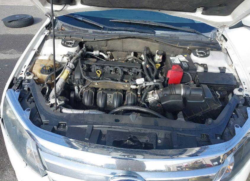 Photo 10 of 2012 Ford Fusion SE (VIN 3FAHP0HA8CR439839)