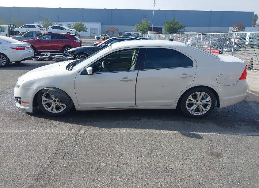 Photo 15 of 2012 Ford Fusion SE (VIN 3FAHP0HA8CR439839)