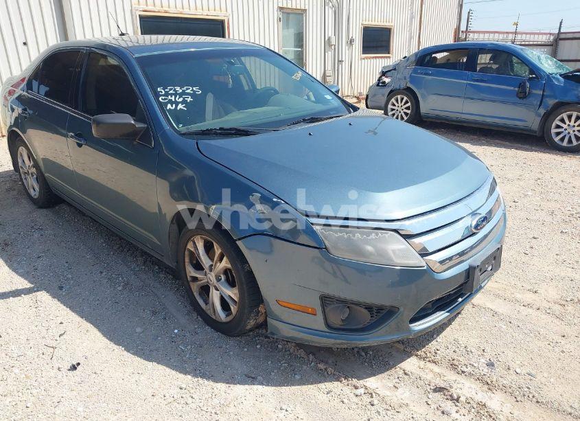 Photo 6 of 2012 Ford Fusion SE (VIN 3FAHP0HA8CR450467)