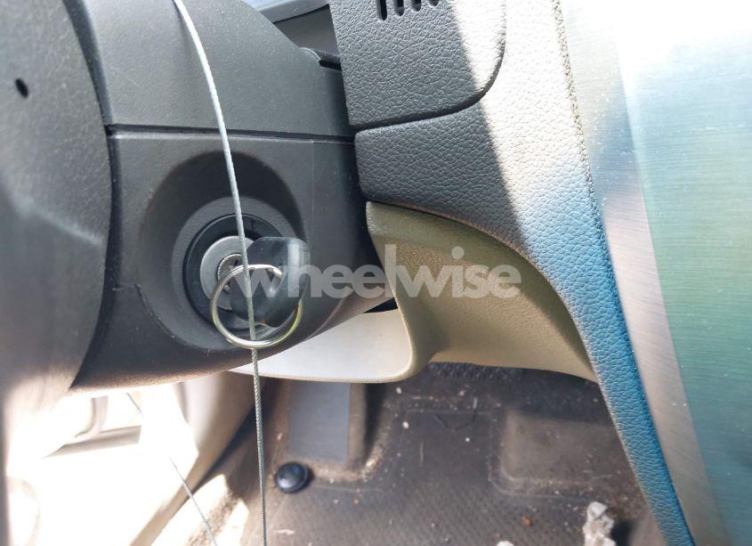 Photo 11 of 2010 Ford Fusion SE (VIN 3FAHP0HA9AR111391)