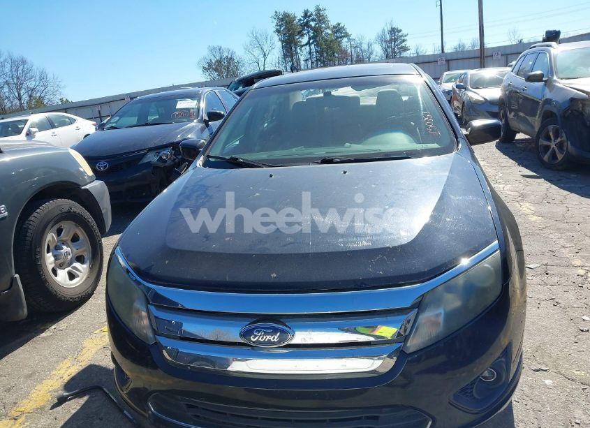 Photo 12 of 2010 Ford Fusion SE (VIN 3FAHP0HA9AR150353)