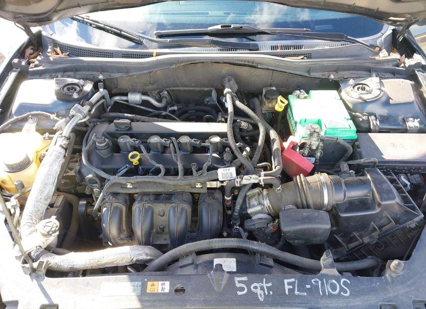 Photo 10 of 2010 Ford Fusion SE (VIN 3FAHP0HA9AR164334)