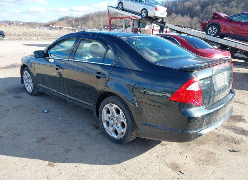 Photo 3 of 2010 Ford Fusion SE (VIN 3FAHP0HA9AR164334)