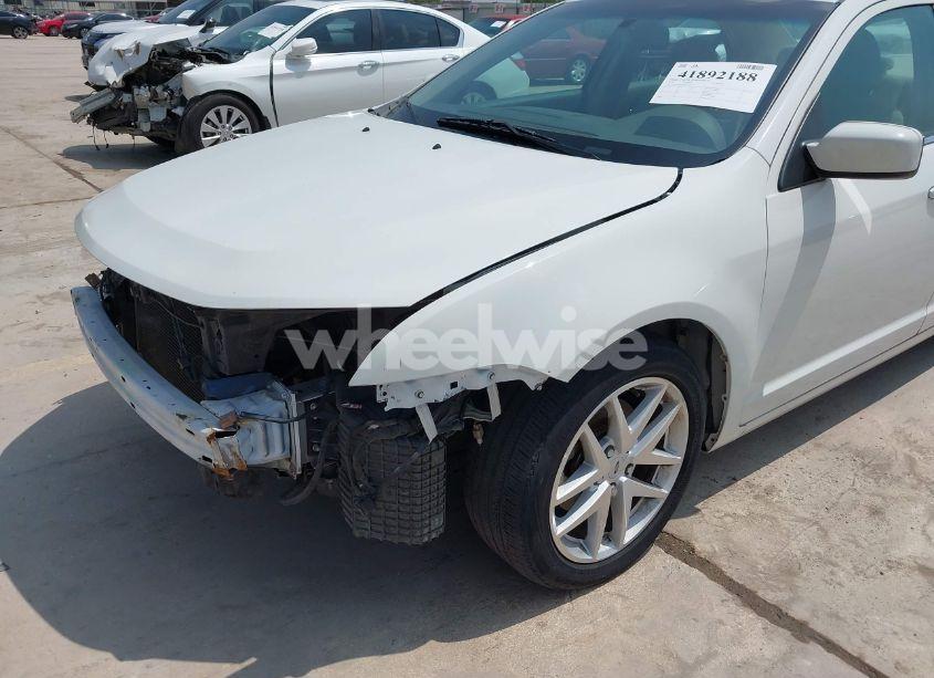 Photo 18 of 2010 Ford Fusion SE (VIN 3FAHP0HA9AR182297)