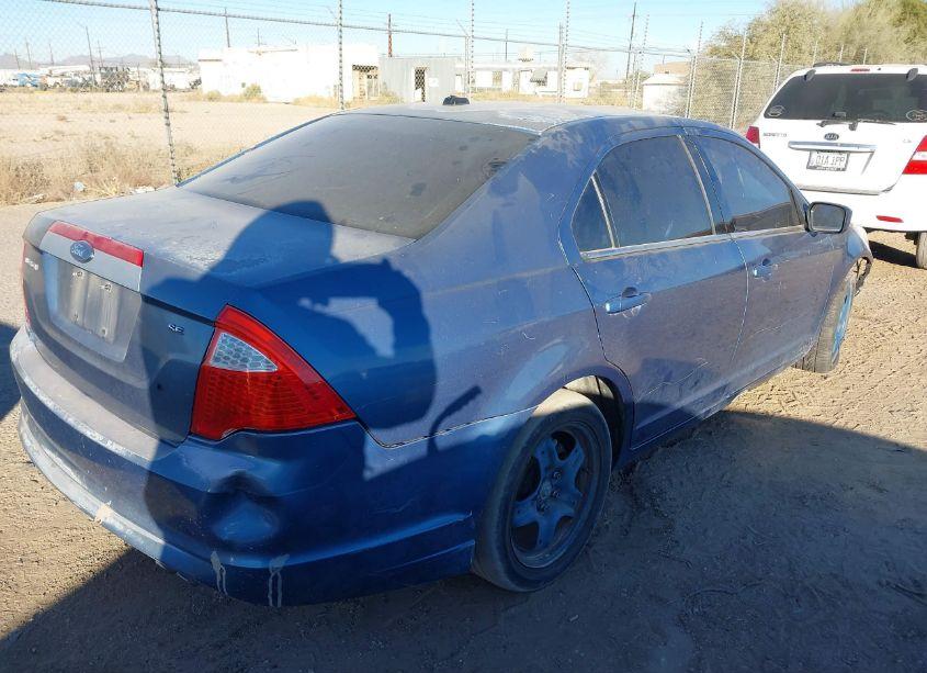 Photo 4 of 2010 Ford Fusion SE (VIN 3FAHP0HA9AR183840)