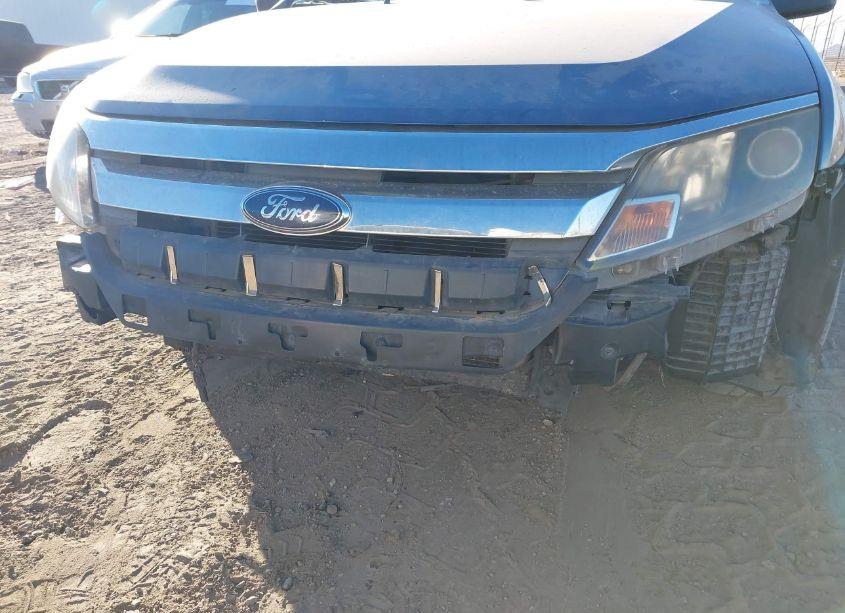 Photo 6 of 2010 Ford Fusion SE (VIN 3FAHP0HA9AR183840)