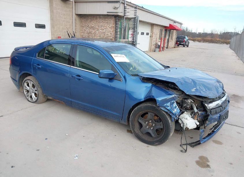 2010 Ford Fusion SE (VIN 3FAHP0HA9AR216433) main photo