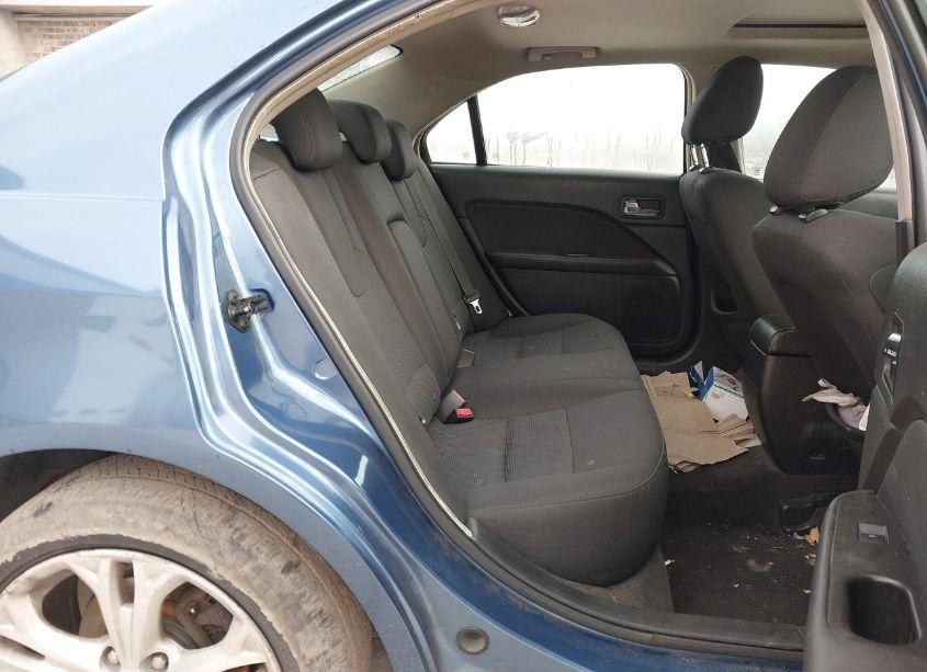 Photo 8 of 2010 Ford Fusion SE (VIN 3FAHP0HA9AR216433)