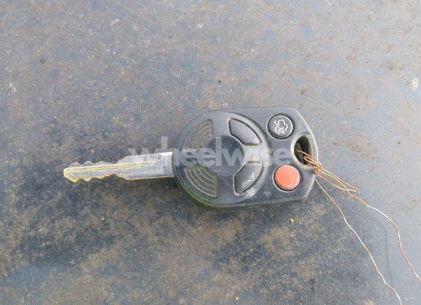 Photo 11 of 2010 Ford Fusion SE (VIN 3FAHP0HA9AR291195)