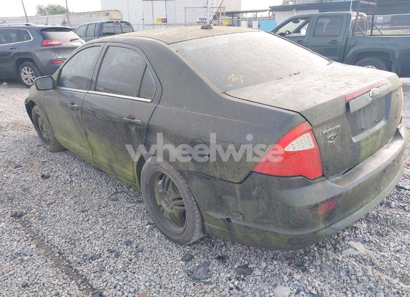 Photo 3 of 2010 Ford Fusion SE (VIN 3FAHP0HA9AR291195)