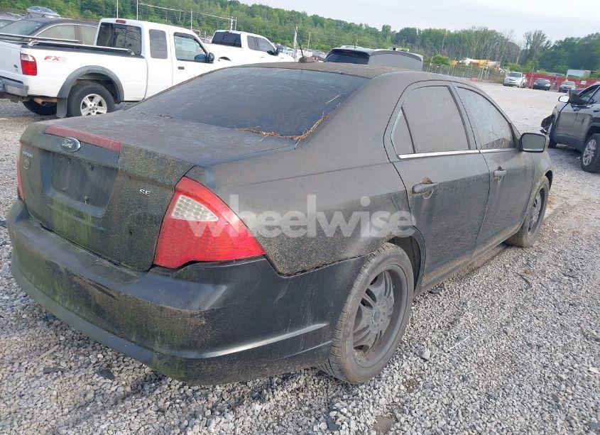 Photo 4 of 2010 Ford Fusion SE (VIN 3FAHP0HA9AR291195)