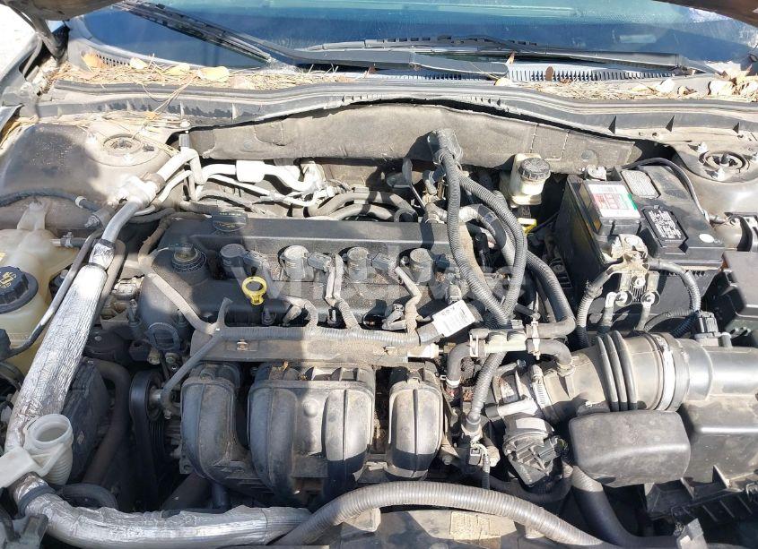 Photo 10 of 2010 Ford Fusion SE (VIN 3FAHP0HA9AR305967)