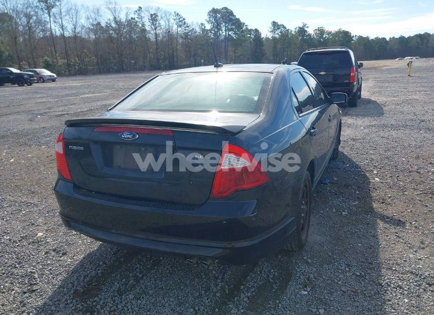 Photo 4 of 2010 Ford Fusion SE (VIN 3FAHP0HA9AR305967)