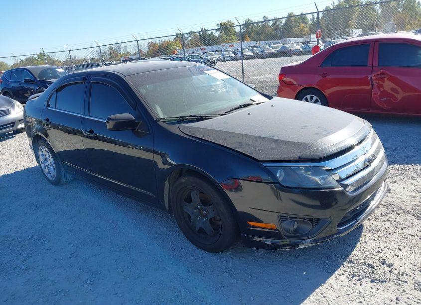 2010 Ford Fusion SE (VIN 3FAHP0HA9AR309355) main photo