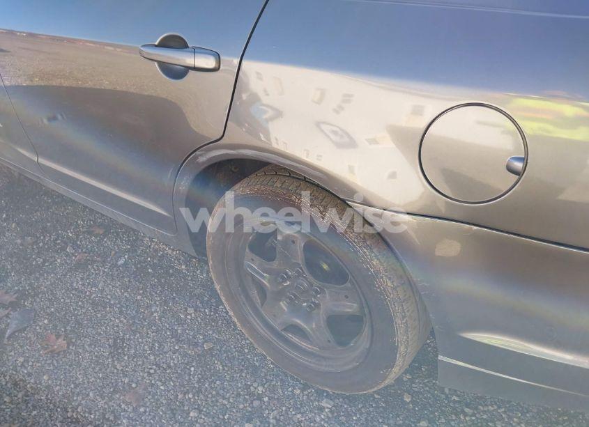 Photo 13 of 2010 Ford Fusion SE (VIN 3FAHP0HA9AR354845)