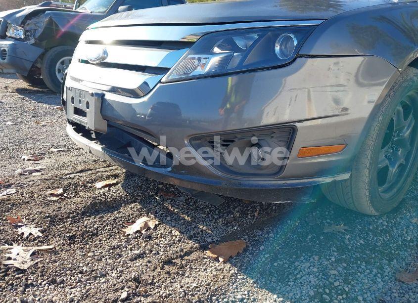 Photo 6 of 2010 Ford Fusion SE (VIN 3FAHP0HA9AR354845)